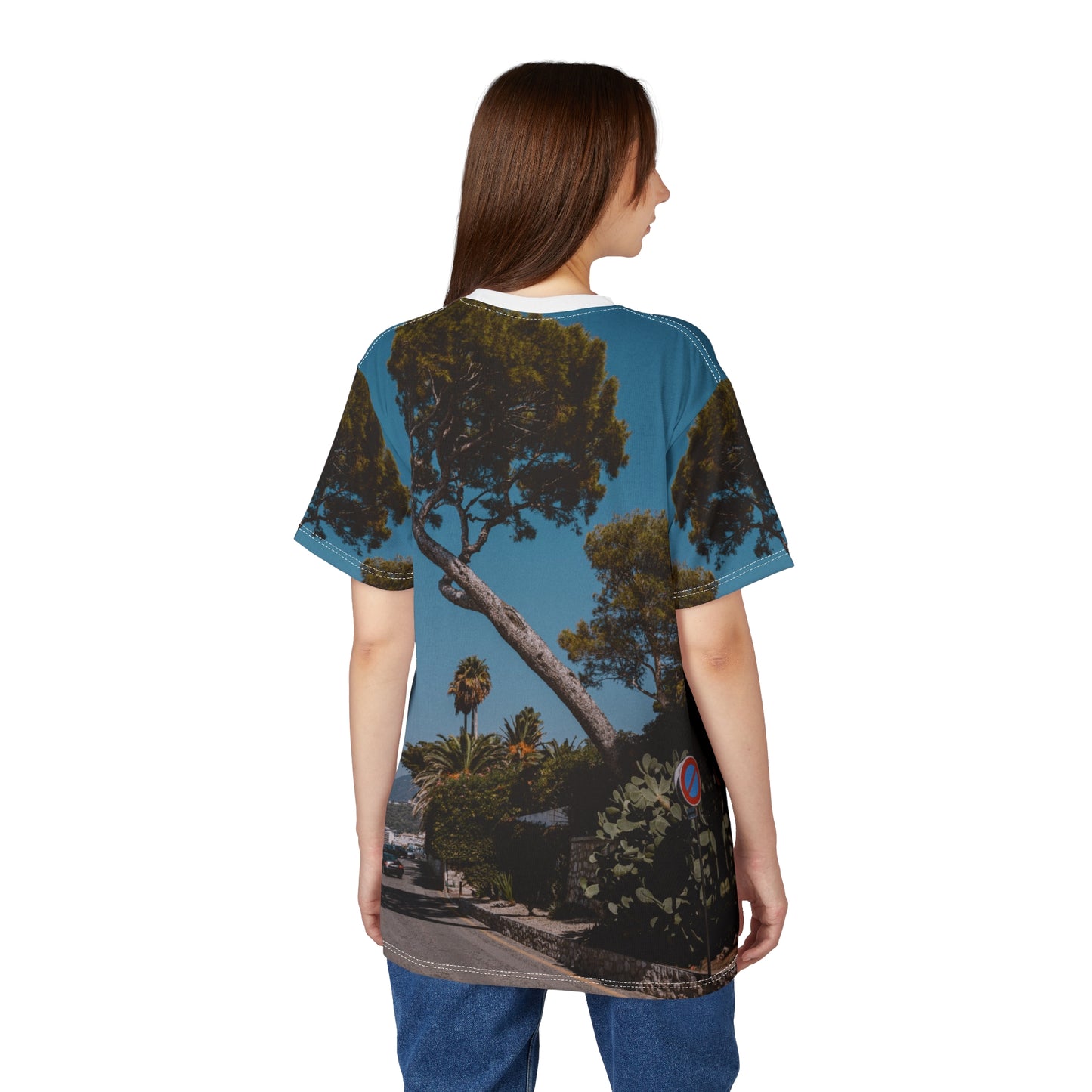 Suntropika T-shirt Winston Churchill Street in Roquebrune-Cap-Martin - Perfect for Summer Adventures