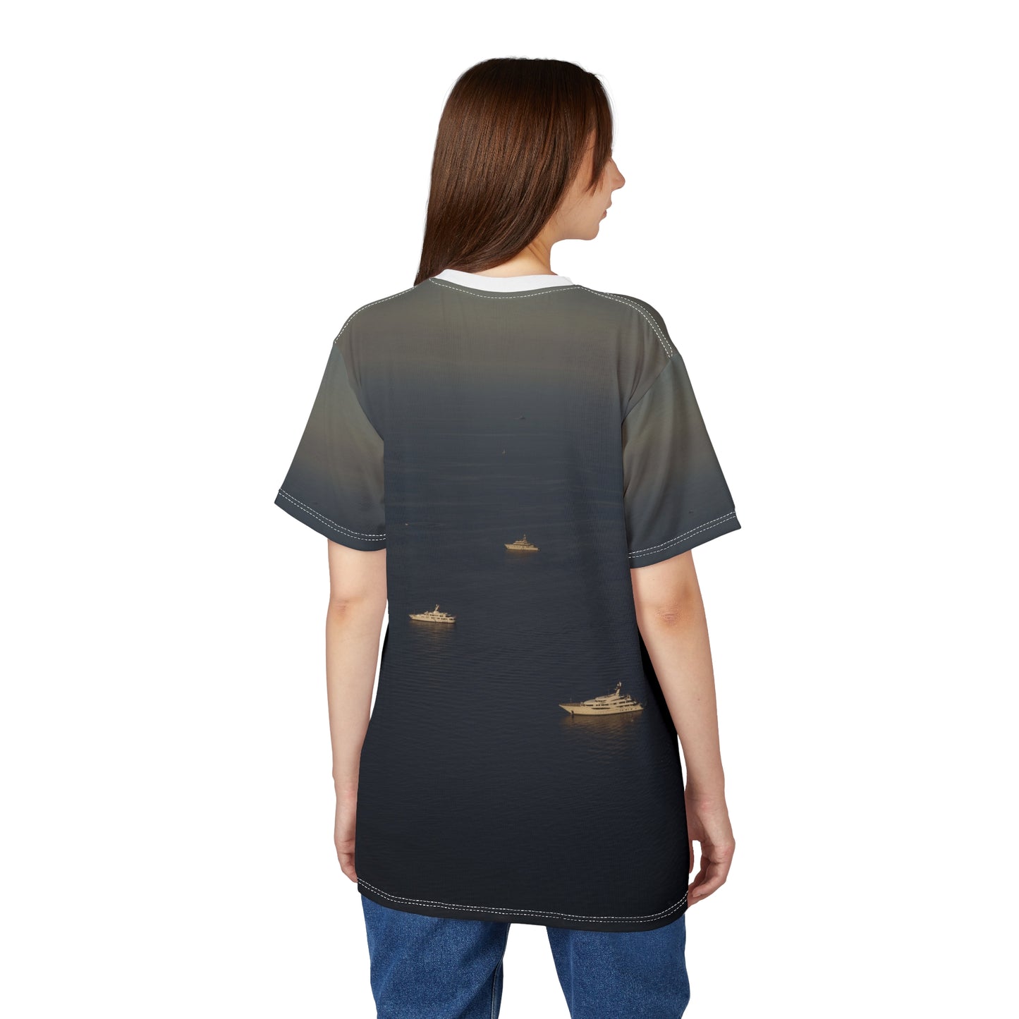 Suntropika T-shirt Yachts at sea - Perfect for Summer Adventures
