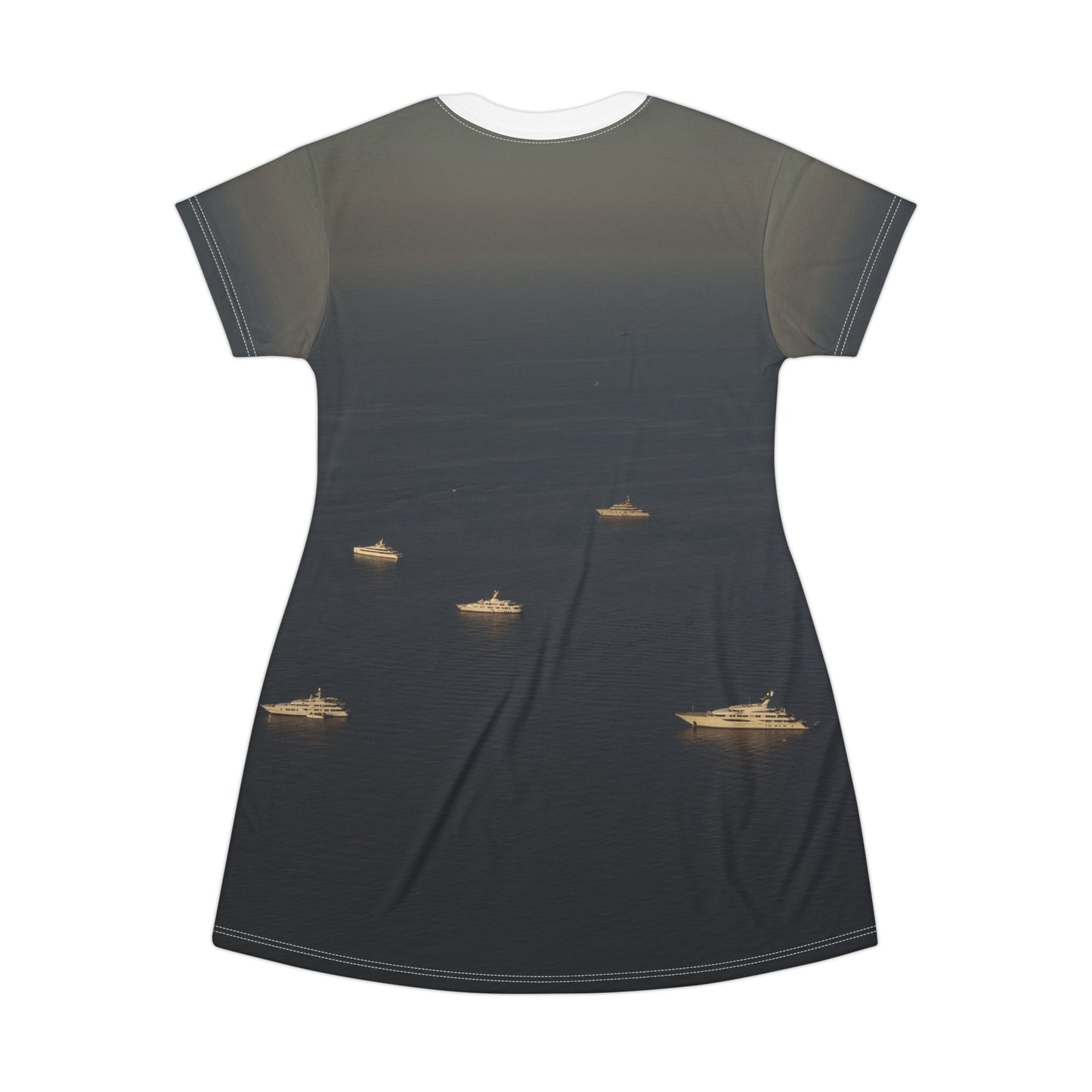 Suntropika T-shirt Dress Yachts at sea – Casual Summer Wear
