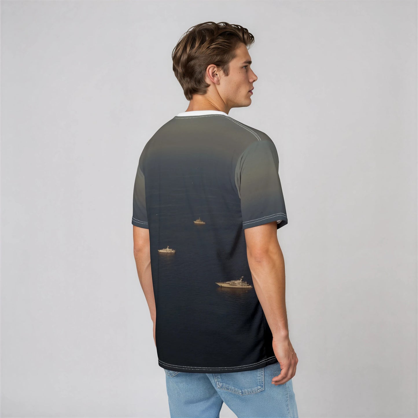 Suntropika T-shirt Yachts at sea - Perfect for Summer Adventures