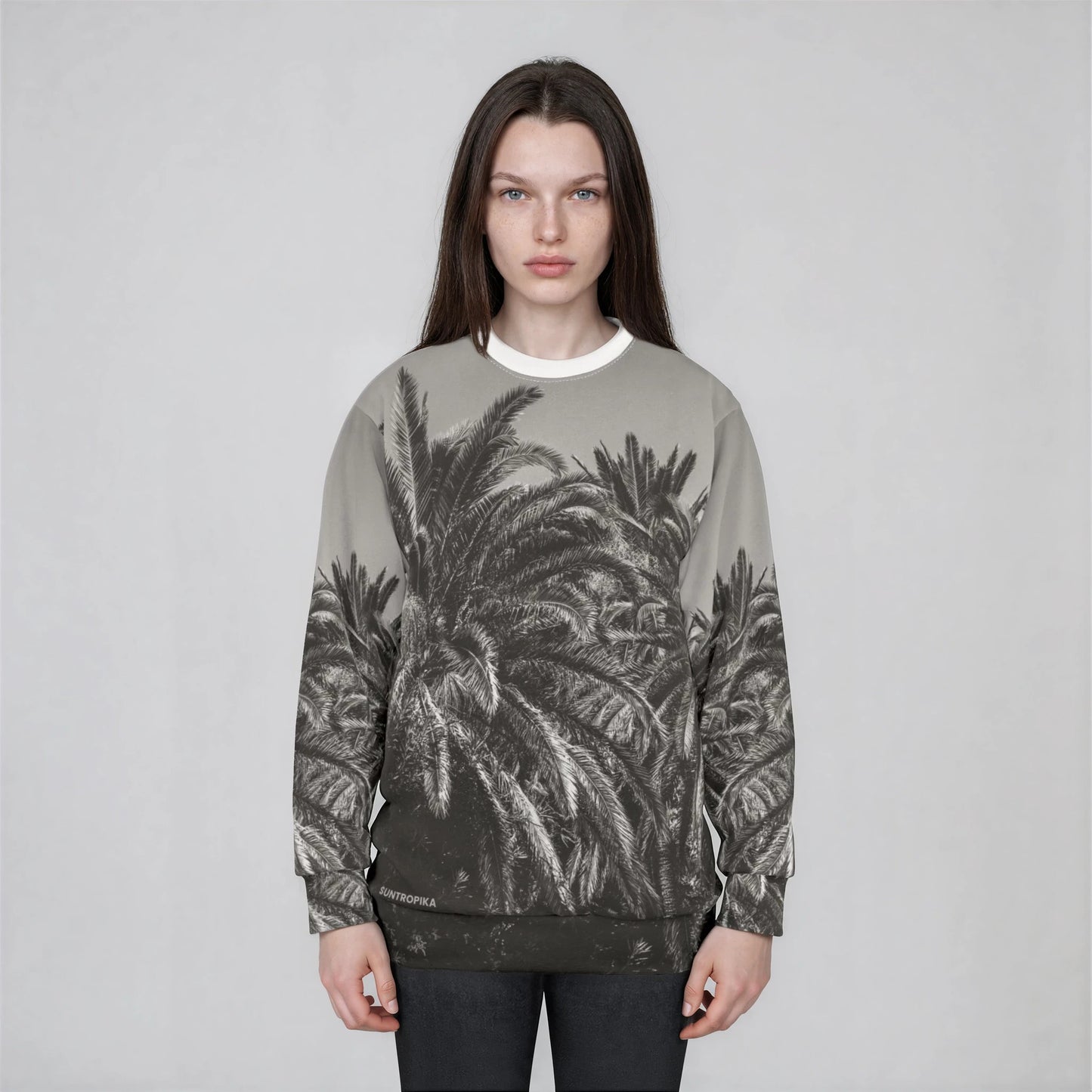 Suntropika Sweatshirt Palm Trees B&W - Unisex Sweatshirt for Relaxation and Travel