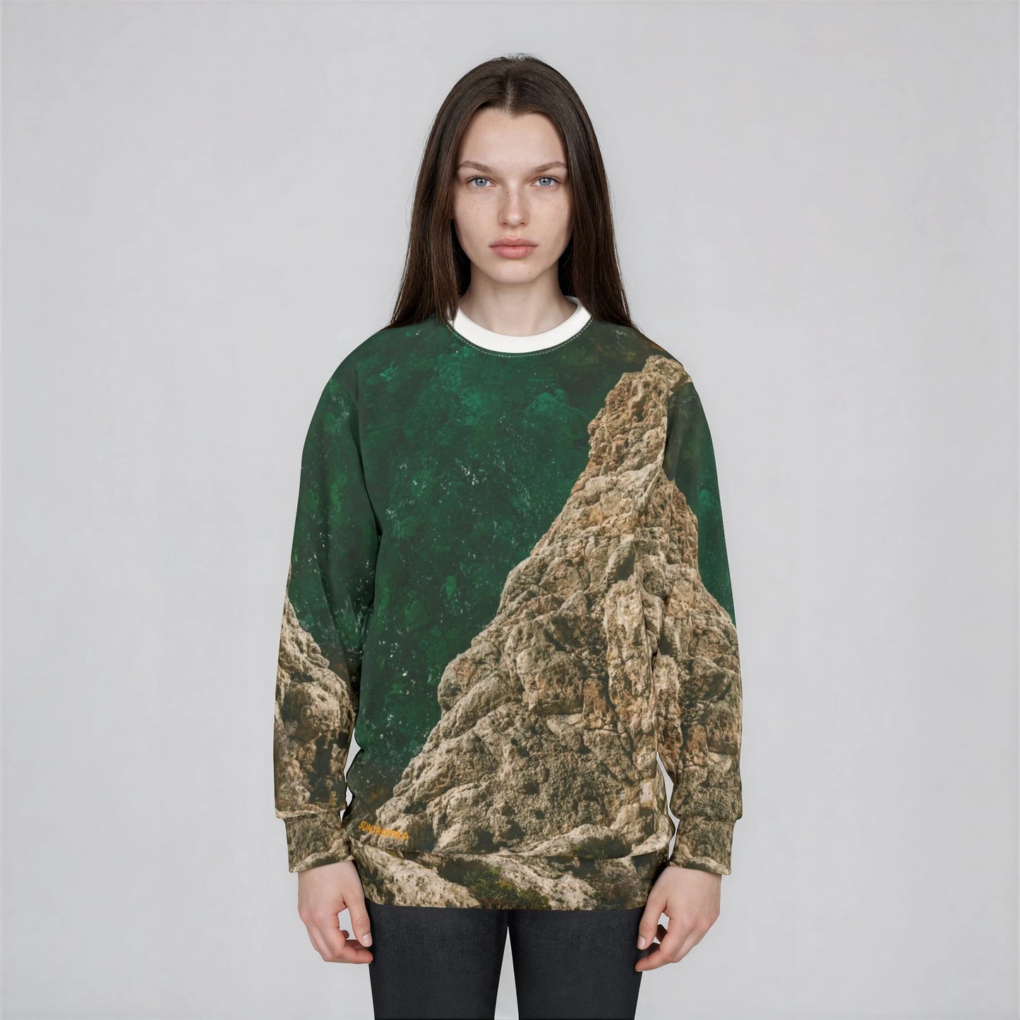 Suntropika Sweatshirt Water on the rocks - Unisex Sweatshirt for Relaxation and Travel