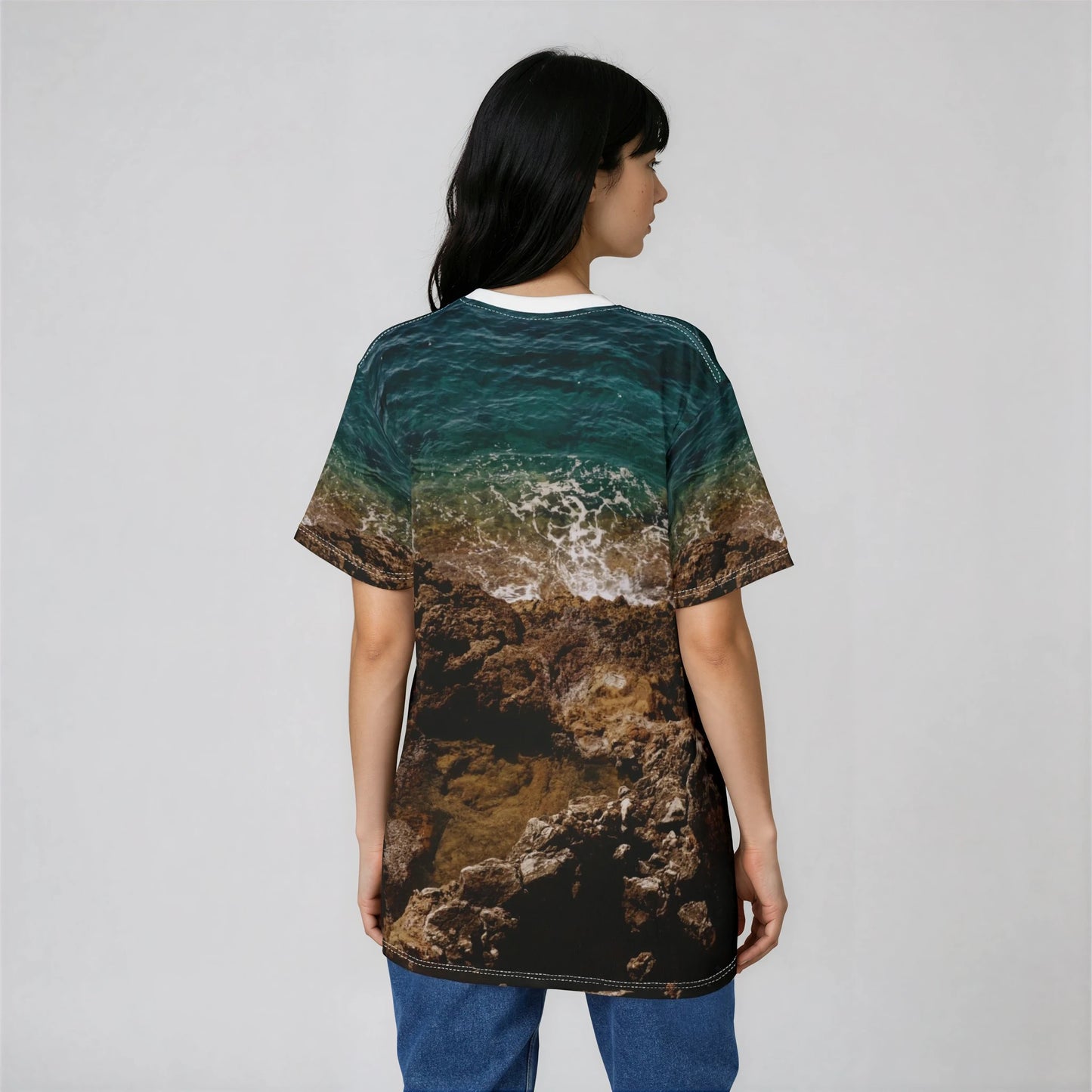 Suntropika T-Shirt Crashing Water - Perfect for Summer Adventures
