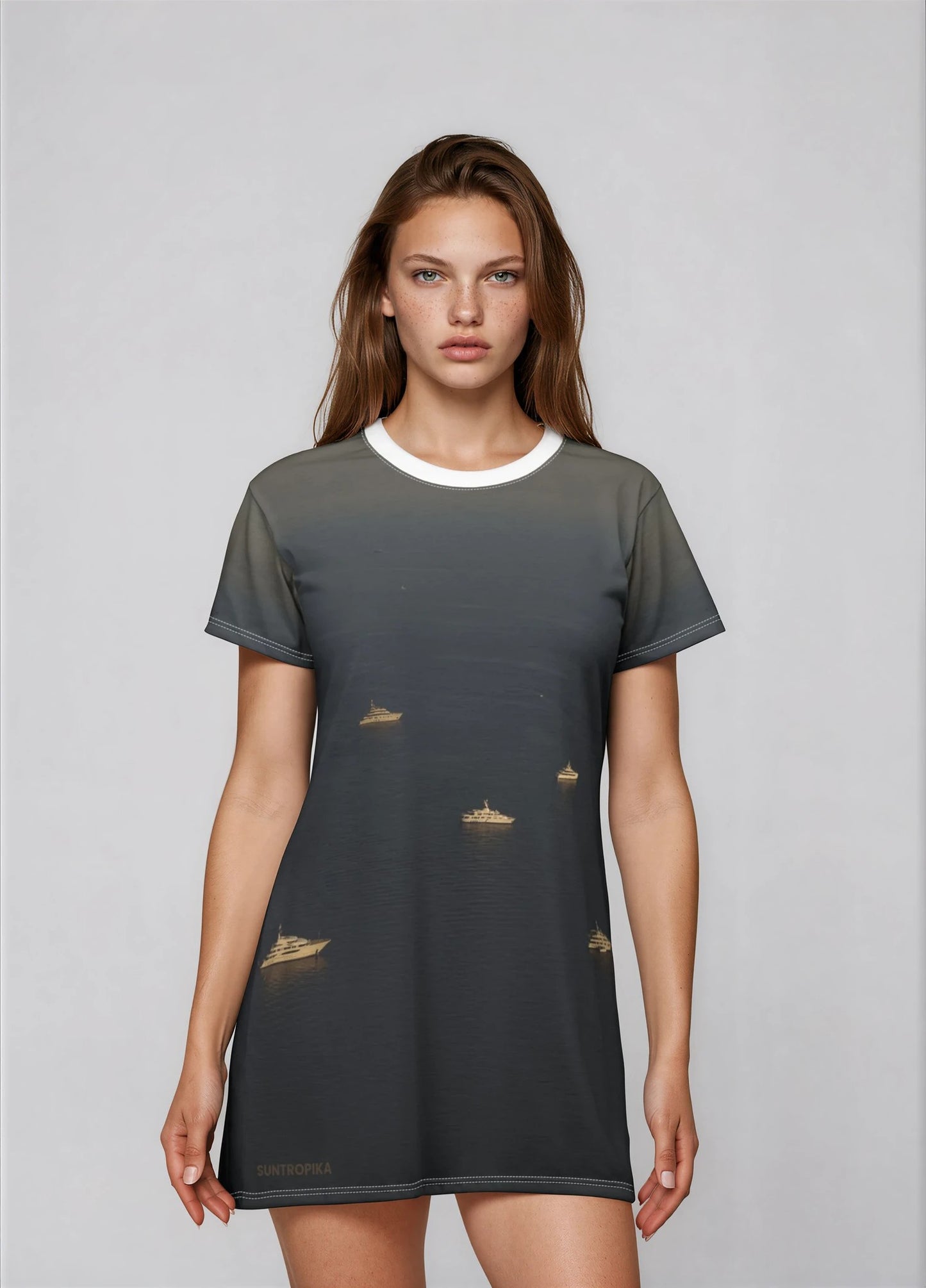 Suntropika T-shirt Dress Yachts at sea – Casual Summer Wear